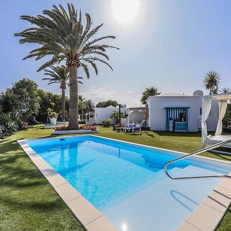 Villas New Lanzasuites Плая Бланка Екстериор снимка